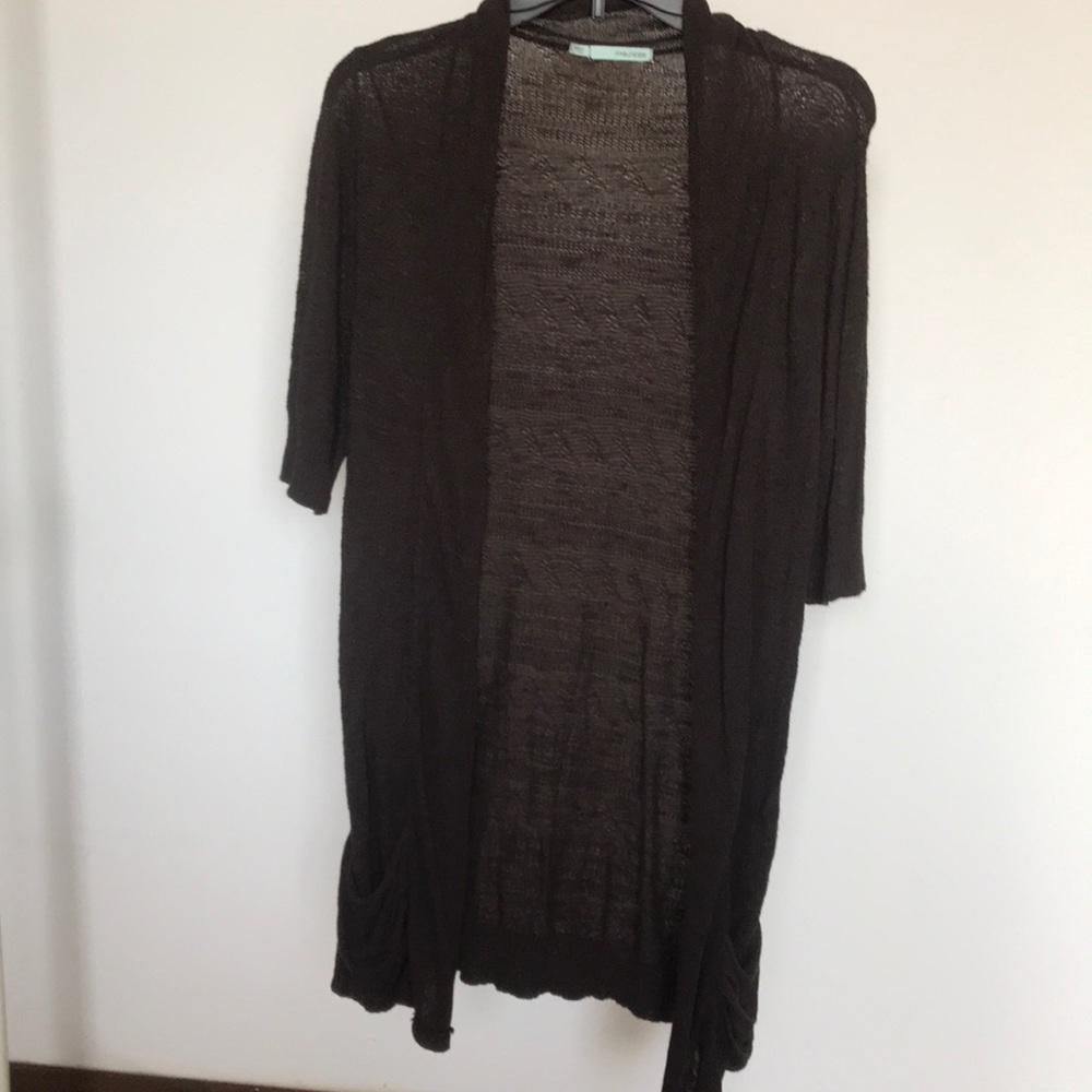 Short sleeve sweater